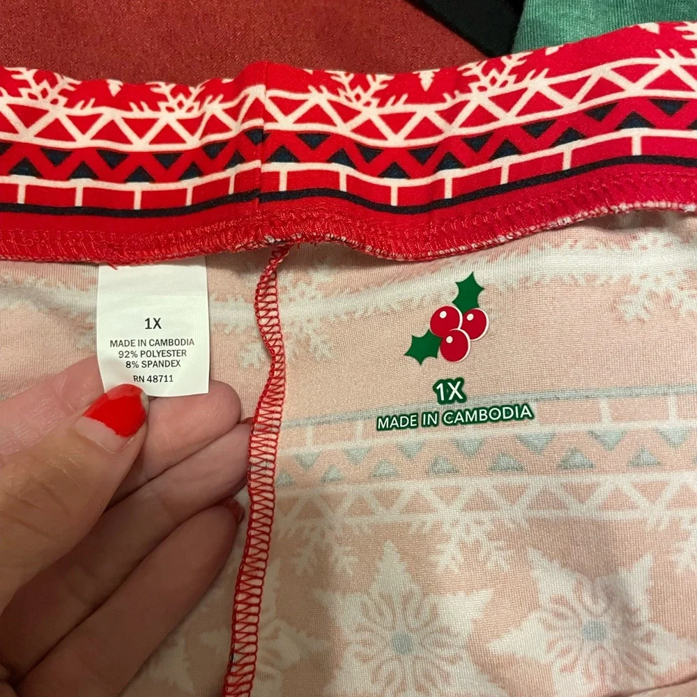 *Brand New Adult Snowflake Pajama Pants - Size 1X